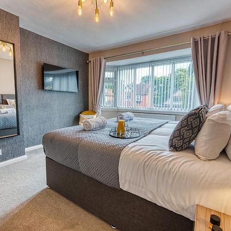 Elegant 5 Bed House - Sleeps 9, Central Solihull, Nec, Jlr, Hs2, Resorts World, Airport Business And Leisure Stays, Εξωτερικό φωτογραφία